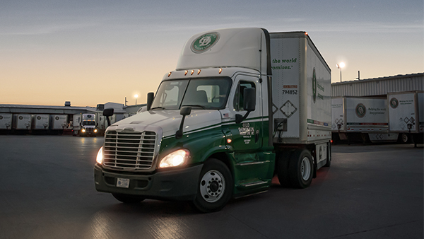 Loading_Dock_Night_Trailers_Headlights_On_Yard_600x338.jpg